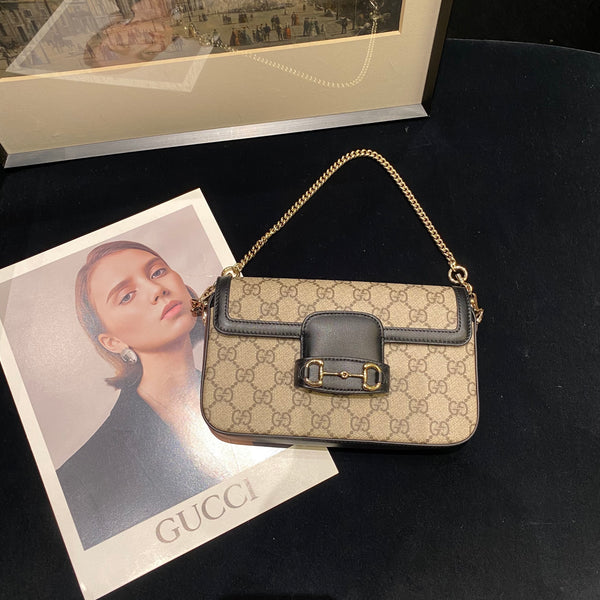 Pre-owned Gucci Horse-bit GG Supreme Canvas Shoulder Bag