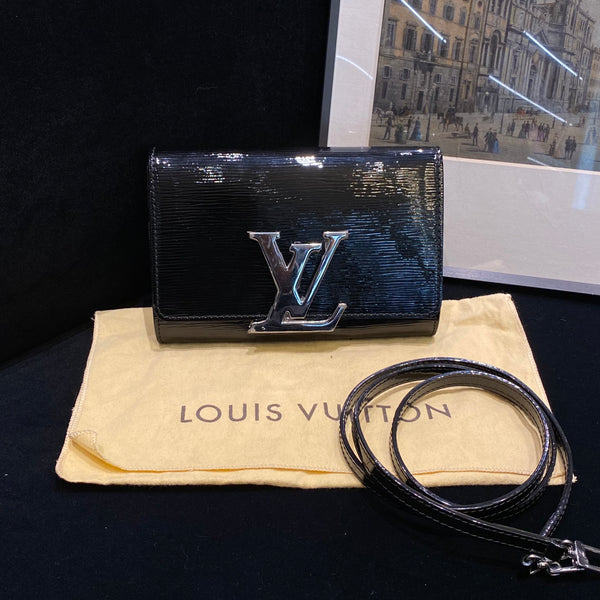 Pre-owned Louis Vuitton Epi Patent Crossbody Classic