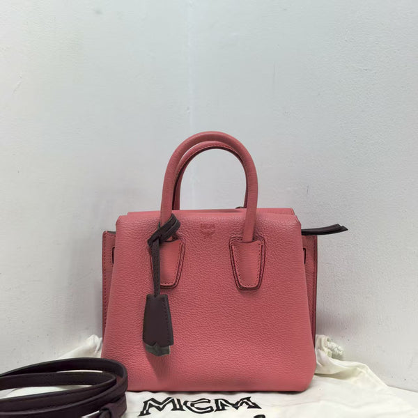 Pre-owned MCM Pink Calfskin Handbag/Crossbody