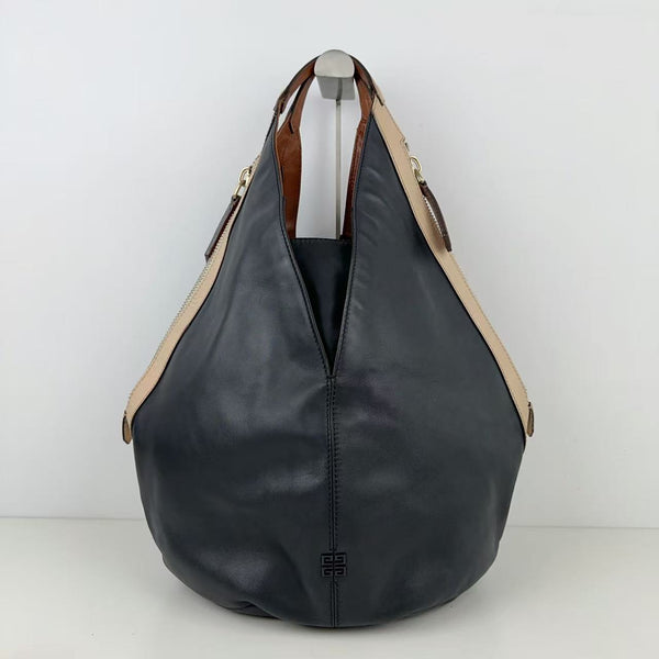 Pre-owned Givenchy Black Calfskin Tote