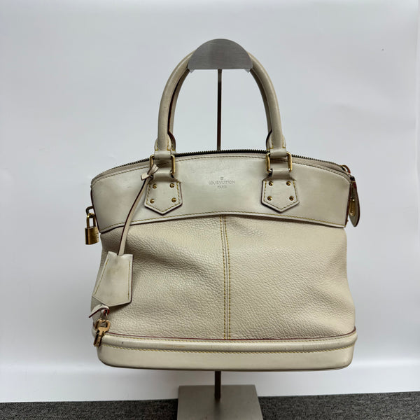 Pre-owned Prada Off-White Calfskin Handbag