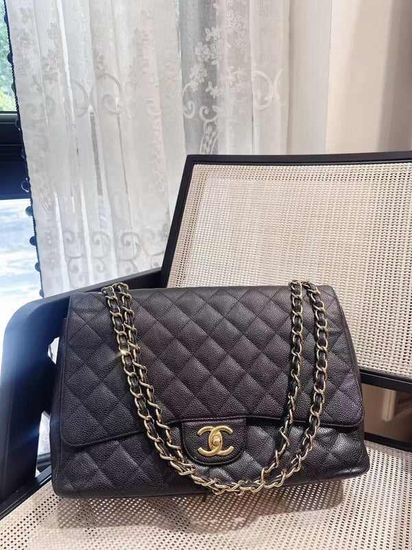 Pre-owned Chanel Classic Flap Black Caviar Jumbo Crossbody