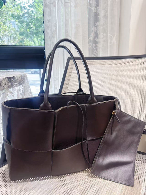 Pre-owned Bottega Veneta Arco Tote Maxi Intrecciato Leather Medium
