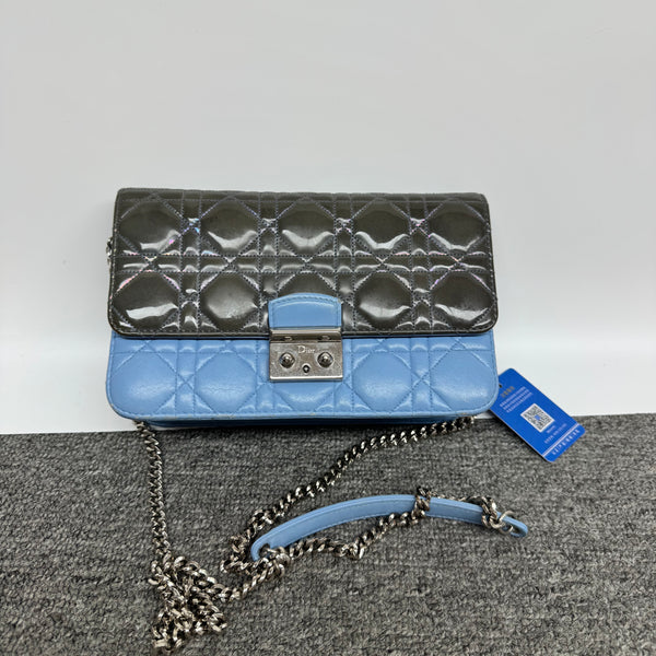 Pre-owned Christian Dior Gray/Blue Patent Cannage Crossbody