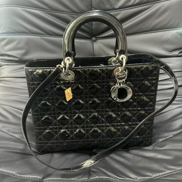 Pre-owned Christian Dior Lady Dior Patent Black Classic