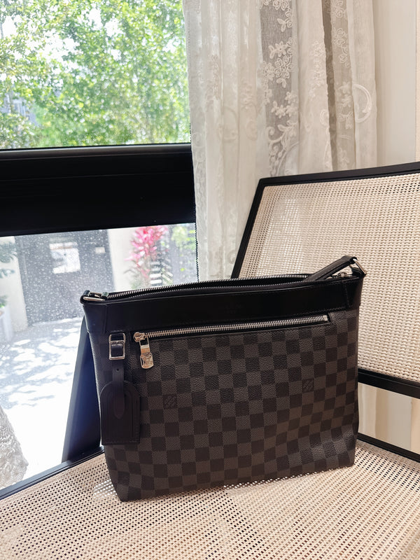 Pre-owned Louis Vuitton Damier Graphite Crossbody