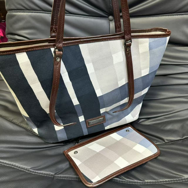 Pre-owned Burberry Canvas Brown Lines Tote