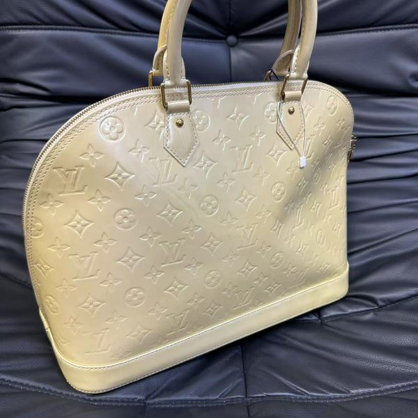 Pre-owned Louis Vuitton Alma GM Patent