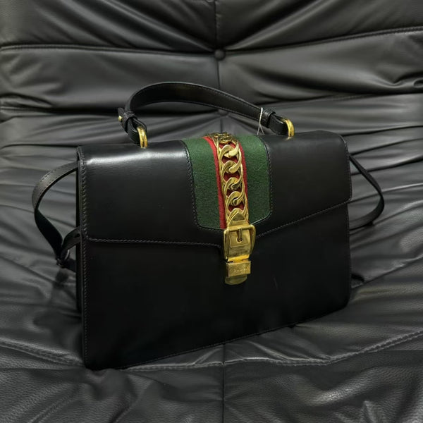Pre-owned Gucci Sylvia Black Calfskin Crossbody