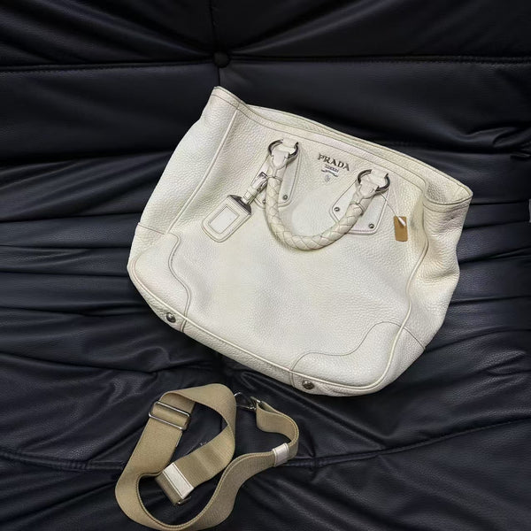 Pre-owned Prada White Calfskin Handbag/Crossbody