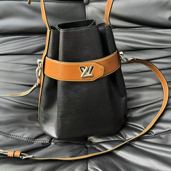 Pre-owned Louis Vuitton Twist Bucket Bag Epi Leather Crossbody
