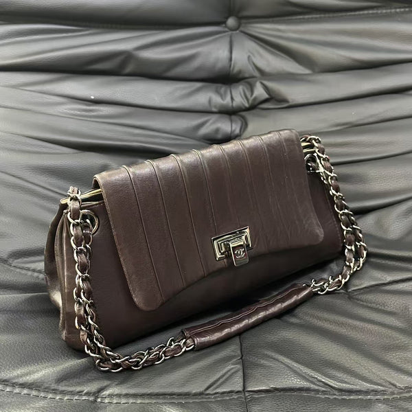 Pre-owned Chanel Vintage Calfskin Shoulder Bag