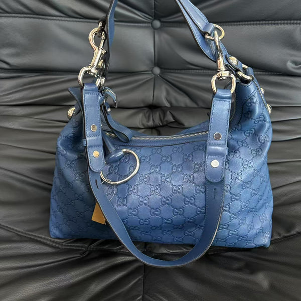 Pre-owned Gucci Embossed GG logo Crossbody